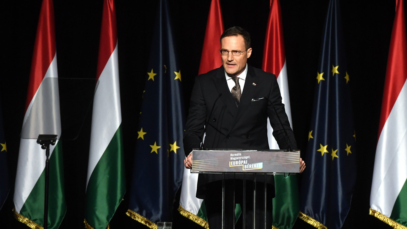 Gyöngyösi Márton pártelnök beszédet mond a Jobbik-Konzervatívok évadnyitó rendezvényén a budapesti OFF Kultur rendezvényközpontban 2024. február 10-én.