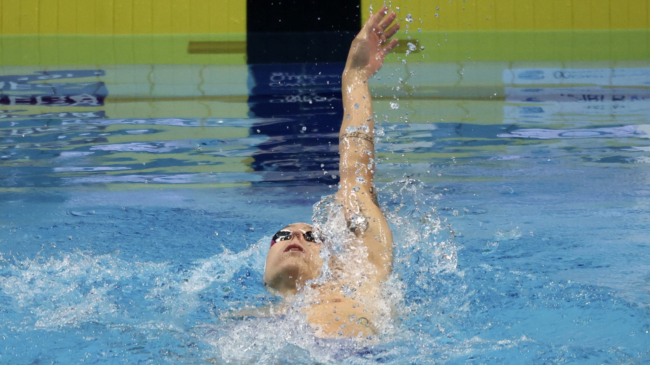 Telegdy Ádám a férfi 200 méteres hátúszás döntőjében az úszók világkupa-sorozatának utolsó, budapesti állomásán a Duna Arénában 2023. október 20-án.