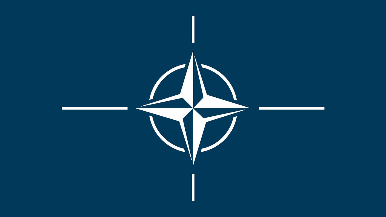 HM: Magyarországon bővíti védelmi innovációs hálózatát a NATO