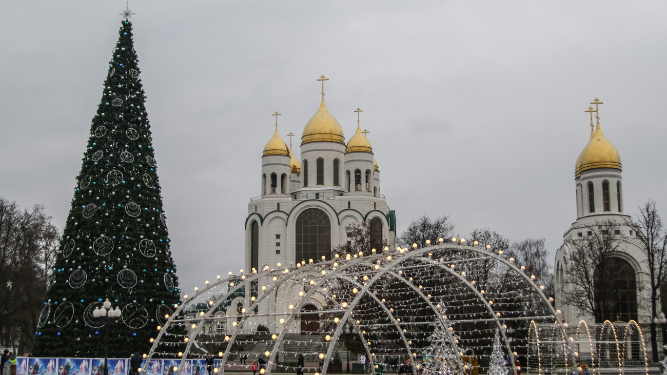 Christmas tree, Christmas decorations and lights on the Victory Square (Ploshchad Pobedy) are seen in Kaliningrad, Russia on 14 December 2019  (Photo by Michal Fludra/NurPhoto via Getty Images)