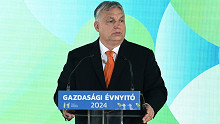Orbán Viktor : a nyugatot majmoló megközelítés helyett egy teljes világgazdasági kapcsolatrendszerben kezdtünk gondolkodni   