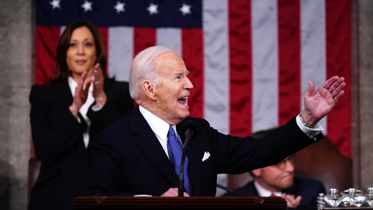 Joe Biden amerikai elnök évértékelő beszédet tart az amerikai törvényhozás, a Kongresszus washingtoni épületében, a Capitoliumban 2024. március 7-én.