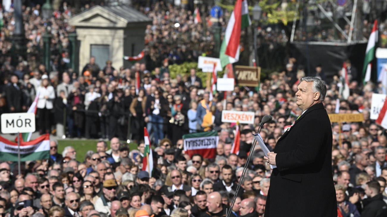 Orbán Viktor miniszterelnök beszédet mond az 1848/49-es forradalom és szabadságharc 176. évfordulója alkalmából tartott állami díszünnepségen a Múzeumkertben 2024. március 15-én.