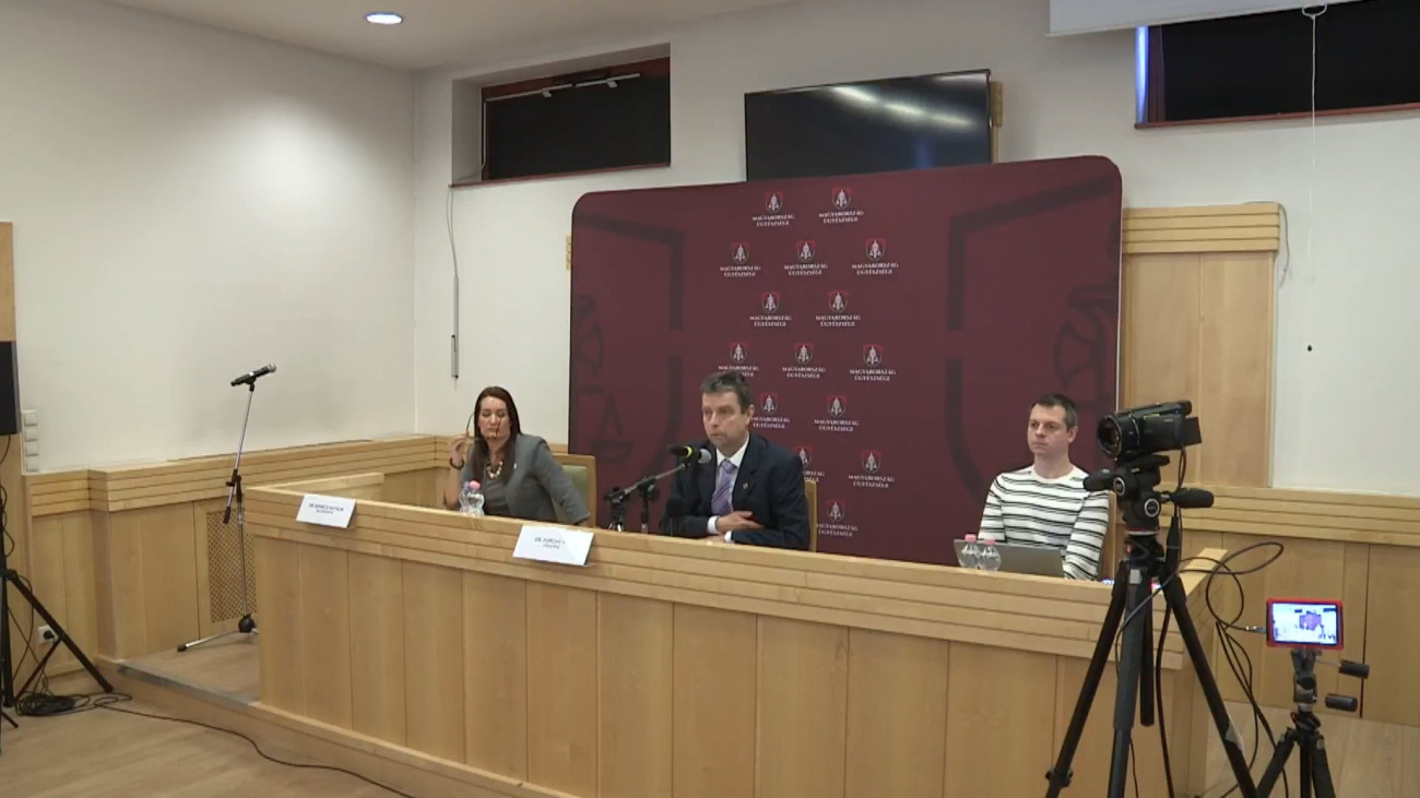 Ügyészségi beszámoló: tanúként hallgatta meg szerdán az ügyészség Varga Juditot