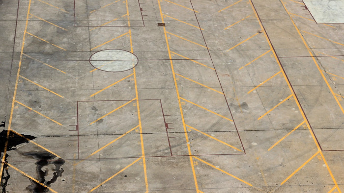 Már egy peremkerületben is fizetős lesz a parkolás