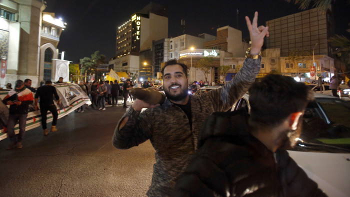 Irán ünnepel és elégedett