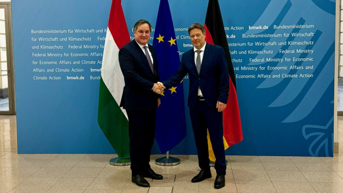 A német-magyar gazdaság kapcsolata volt a téma Nagy Márton tárgyalásán
