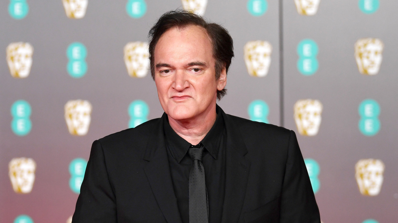 Quentin Tarantino amerikai rendező, forgatókönyvíró érkezik a Brit Film- és Televíziós Művészeti Akadémia (BAFTA) díjkiosztó ünnepségére a londoni Royal Albert Hallban 2020. február 2-án.