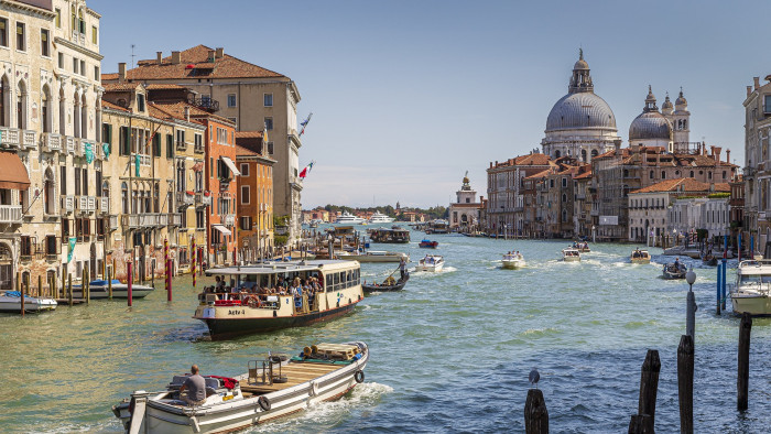 Hiába a belépődíj, bevezetése óta is közel 100 ezer turista kereste már fel Velencét