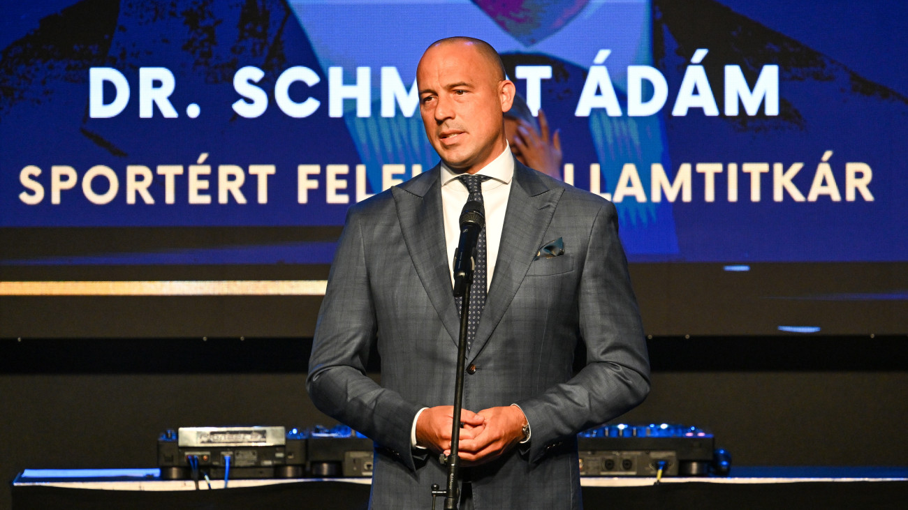Schmidt Ádám: átalakul a klubok állami támogatása, jönnek a regisztrált sportolók