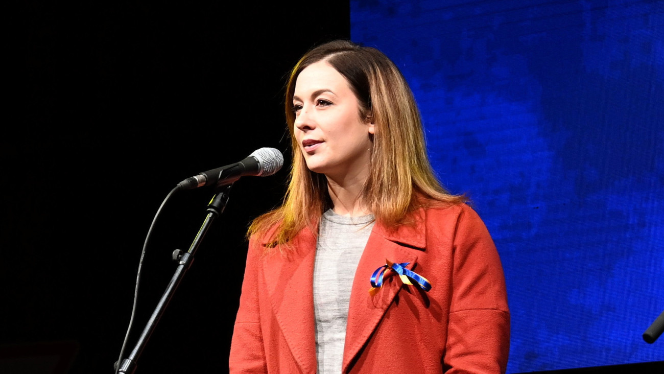 Kizárja Cseh Katalint a frakciójából a Momentum