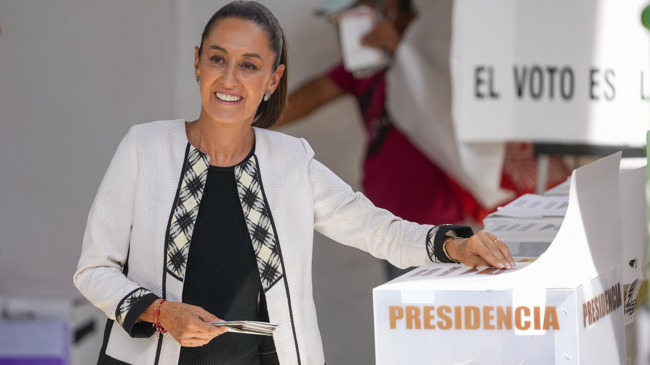 Mexikóban megkezdődtek az elnök- és parlamenti választások