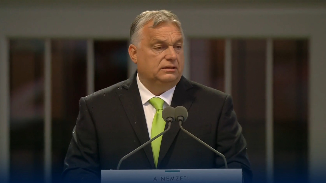 Orbán Viktor: most megtehetjük azt, amire 110 éve nem volt lehetőségünk, nemet mondhatunk a háborúra