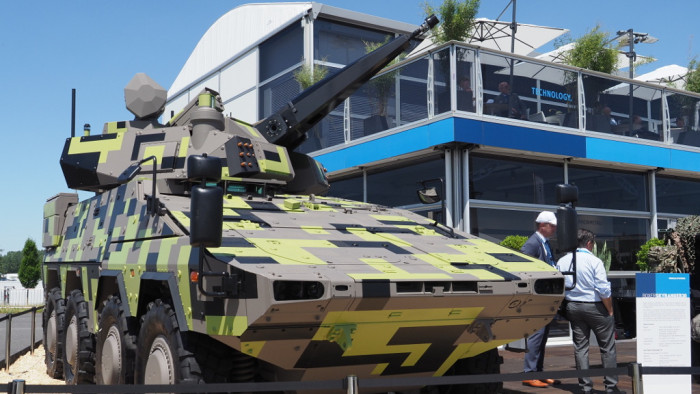 Felpörgő fegyverkezés: Európa legnagyobb lőszergyárát nyitotta meg a Rheinmetall