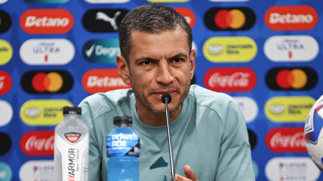 GLENDALE, ARIZONA - JUNE 29: Head coach Jaime Lozano of Mexico speaks during a press conference ahead of their match against Ecuador as part of CONMEBOL Copa America USA 2024 at State Farm Stadium on June 29, 2024 in Glendale, Arizona. (Photo by Omar Vega/Getty Images)