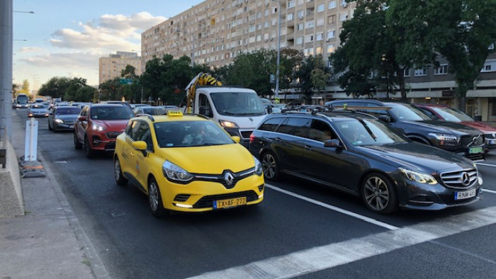 Óriási torlódás a Szentendrei úton – így áll most az útépítés egy nappal a Sziget Fesztivál előtt