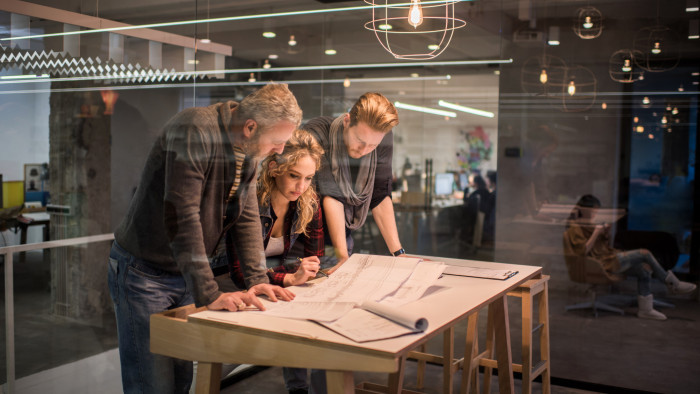 VOSZ Barométer: sok gondot okoz a hazai cégeknek az üzleti terv teljesítése, de maradtak tartalékaik