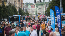 Két hidat és sok utat lezárnak, számos BKK-járat nem közlekedik     