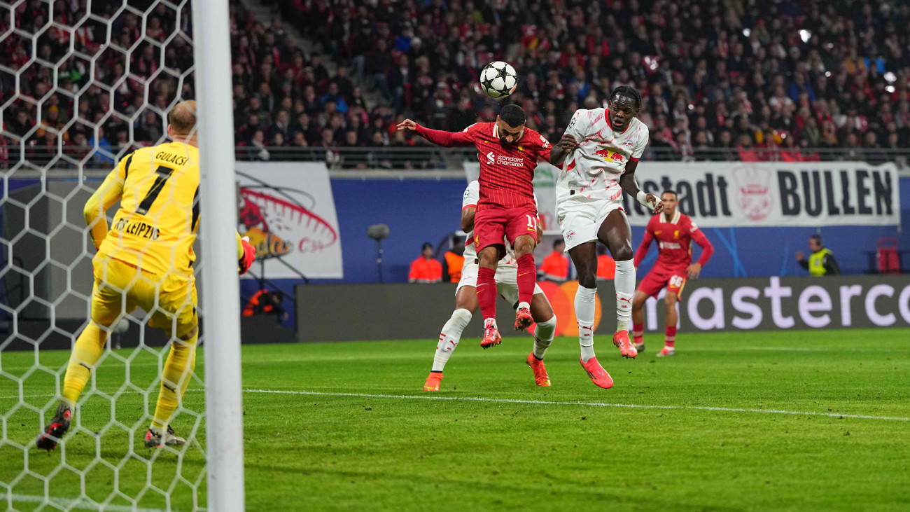 Darwin NĂşĂąez of Liverpool celebrates the teams first goal during the Champions League Round 2 match between RB Leipzig v  Liverpool, Red Bull Arena on October 23, 2024. (Photo by Ulrik Pedersen/NurPhoto via Getty Images)