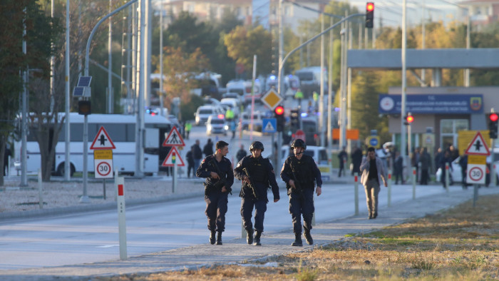 Törökország megtorlásba kezdett az ankarai terrortámadás után