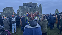 Ezrek ünnepelték a téli napfordulót Stonehenge ősi köveinél