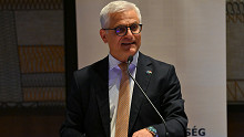 Erste-vezér: „Reméljük, az új kormány részéről sokkal kevesebb lesz a belenyúlkálás”