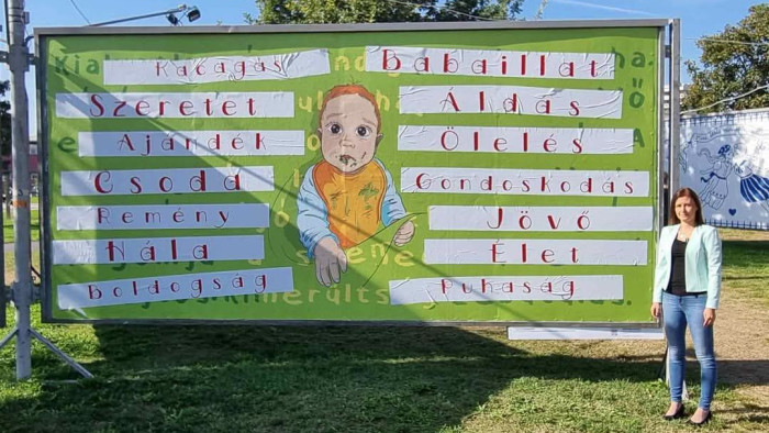 Eljárás indult Dúró Dóra ellen