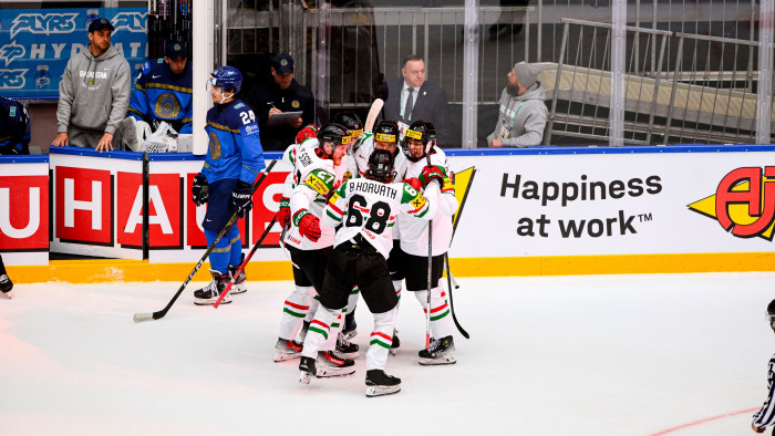 Jégkorong-vb: győzelem a kazahok ellen, komoly lépés a bennmaradásért