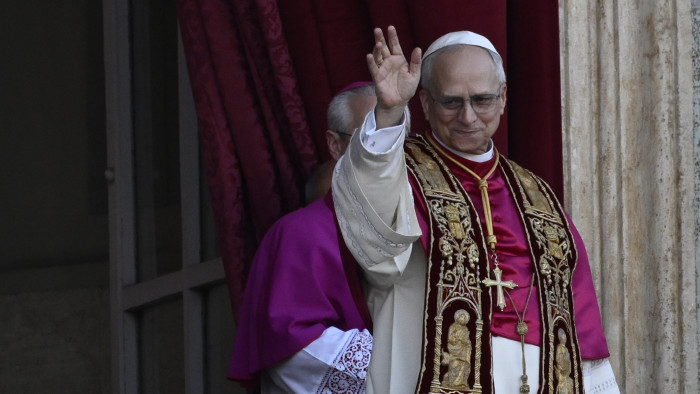 Személyi titkárát és címerét is kiválasztotta már XIV. Leó