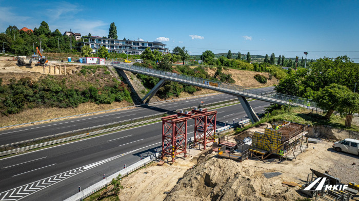 Nagy változás az M7-esen: ott lesz híd, ahol eddig nem volt