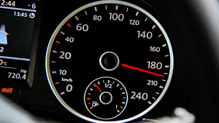 Úgy nyomják a gázt a magyar autósok, mint kevesen – itt a tízes feketelista