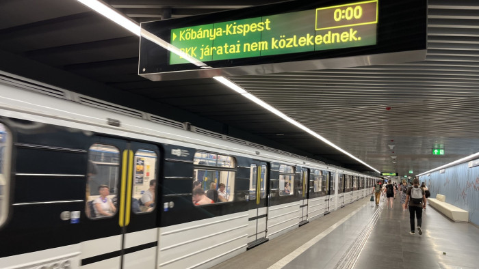 Leállt a főváros tömegközlekedése, több más szervezet szolidaritási akciót hirdetett