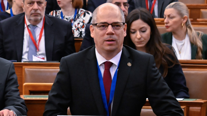 Hat képviselő mentelmi jogának felfüggesztését indítványozta a legfőbb ügyész