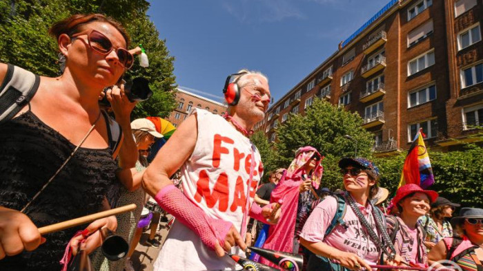 Békében lezajlott a Budapest Büszkeség felvonulás - a nap hírei