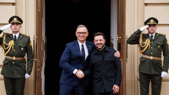 A leköszőnő lengyel elnök búcsúlátogatást tett Ukrajnában