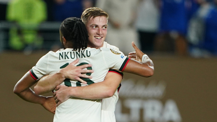 Drámai hosszabítások az Egyesült Államokban