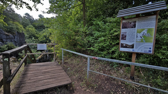 Balesetveszély miatt van lezárás egy népszerű balatoni látnivalónál