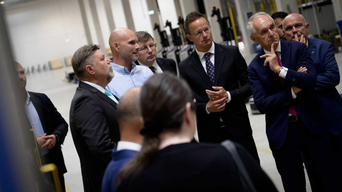 Legnagyobb európai üzemét nyitotta meg nálunk egy kínai cég