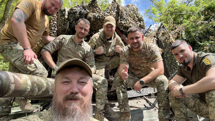 Rátámadtak az oroszok a híres magyar drónparancsnokra