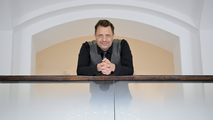 Távozik a posztjáról a debreceni színház igazgatója