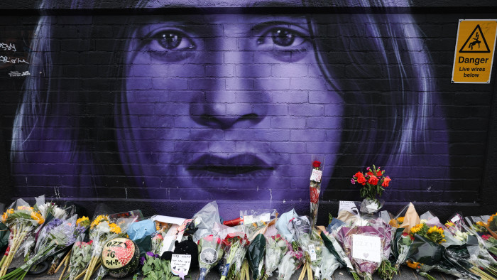 Utolsó útjára kísérik Ozzy Osbourne-t