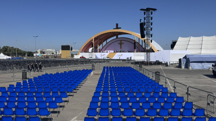 Több mint egymillió fiatalt várnak a Tor Vergata mezejére