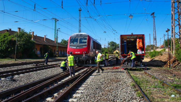 A rákosrendezői kisiklás miatt újabb változások jönnek a MÁV-nál
