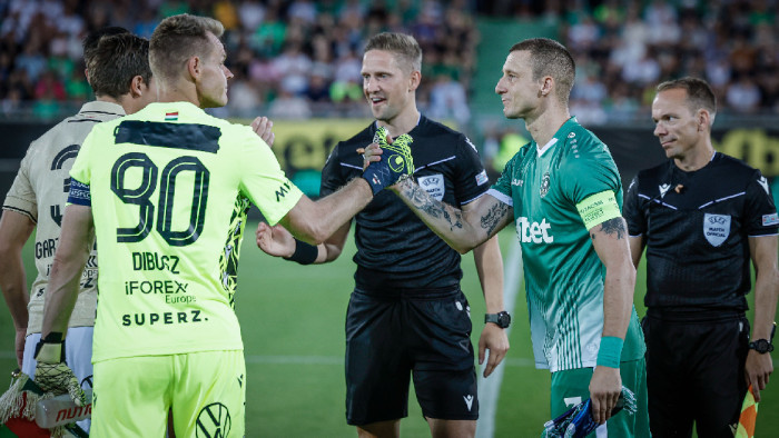 Kiderült, miért volt fekete csík Dibusz Dénes mezén a tegnapi Fradi-meccsen