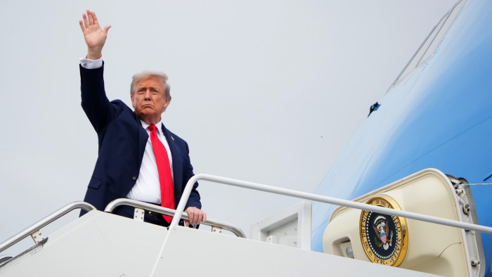 Donald Trump üzent Kijevnek: Oroszország egy nagyon nagy hatalom, Ukrajna pedig nem