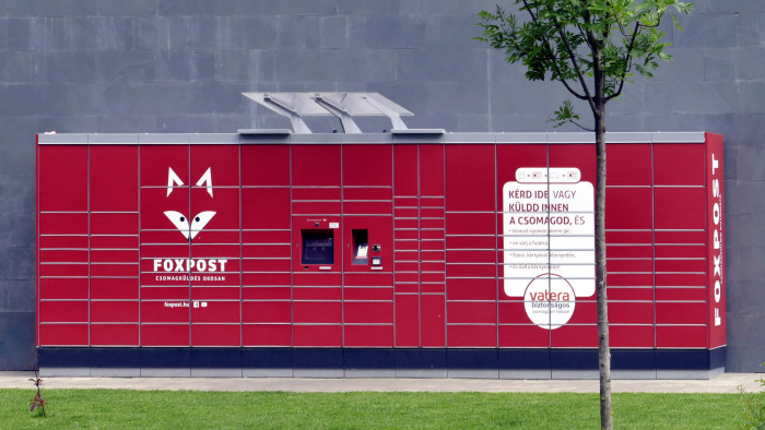 Ugrik az egyik népszerű csomagküldő mobilalkalmazása