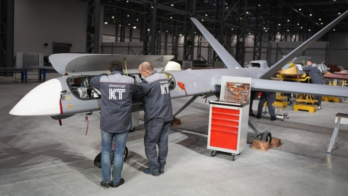 A tönk szélére jutott a legnagyobb orosz dróngyár