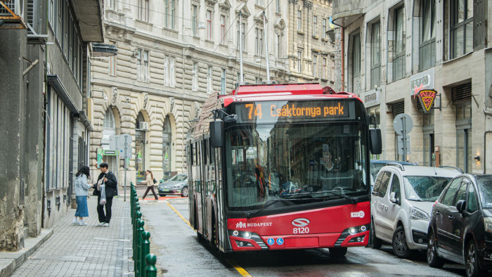 Folytatódhat a kísérleti közlekedésátalakítási program Budapest belvárosában