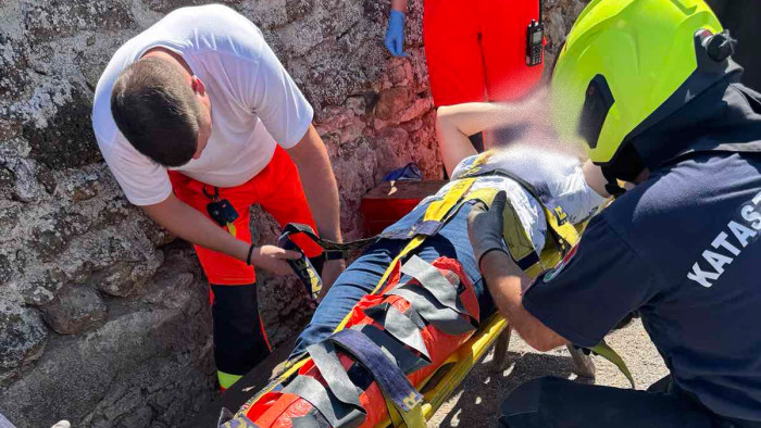 Nagy baj miatt volt riasztás a Szigligeti várban – képek