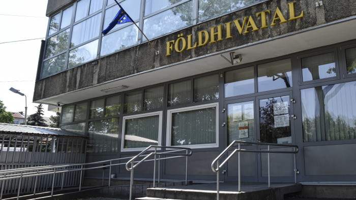 Budapesti földhivatalok: leáll a személyes ügyfélszolgálat egy időre a jövő héten